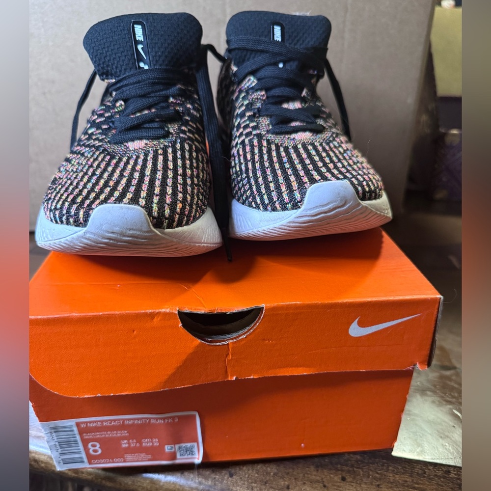 Nike Black Multicolor Knit Running Shoes